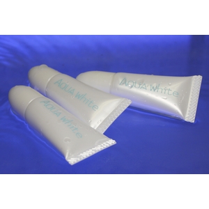 �z���C�g�j���O